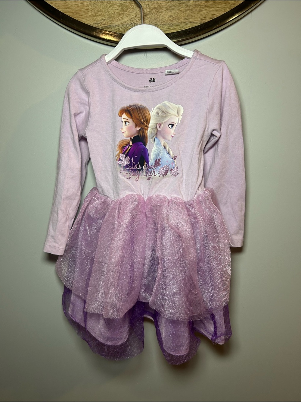 H&M Light Purple Frozen Anna & Elsa Graphic Tee